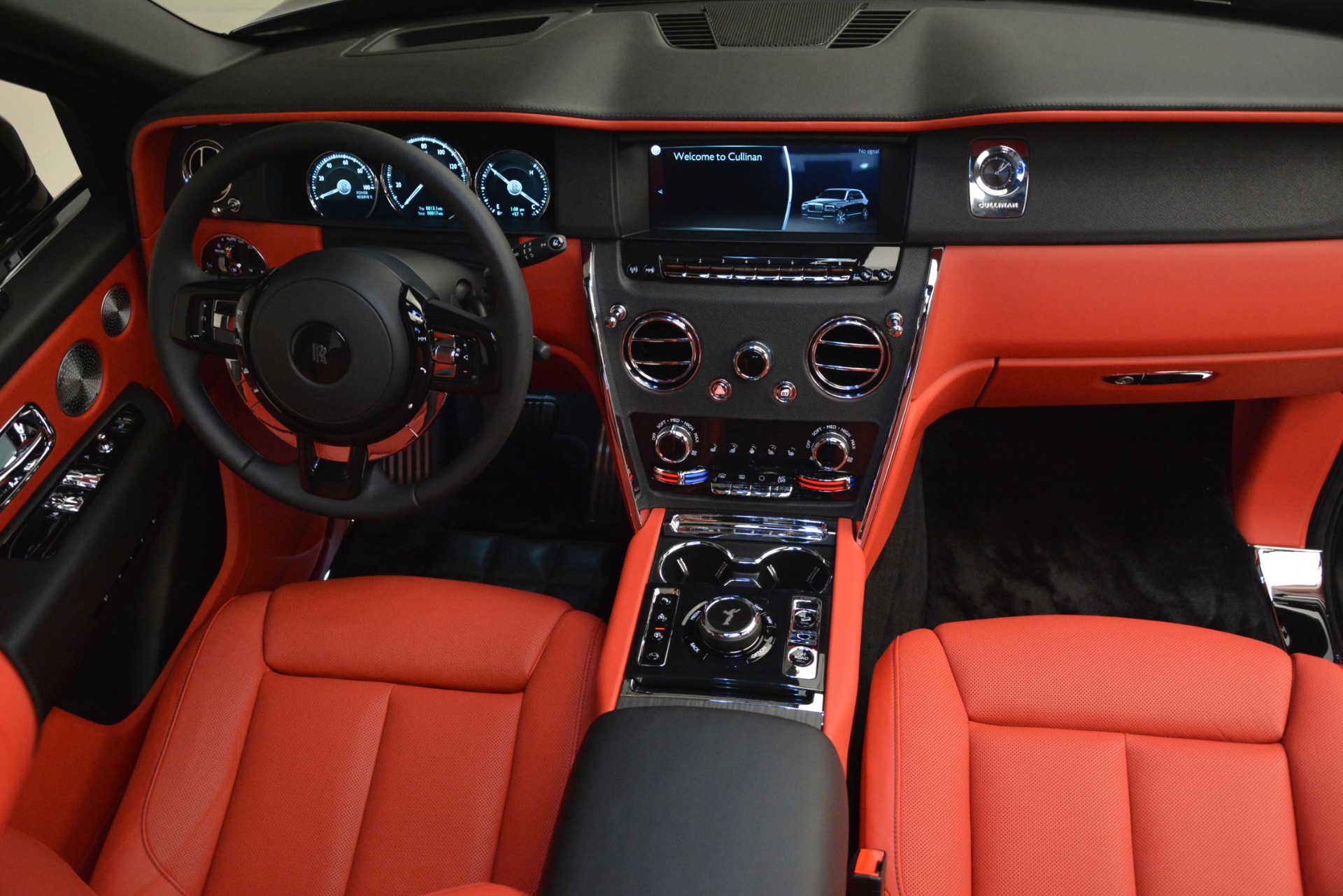 Rolls Royce Cullinan Interior