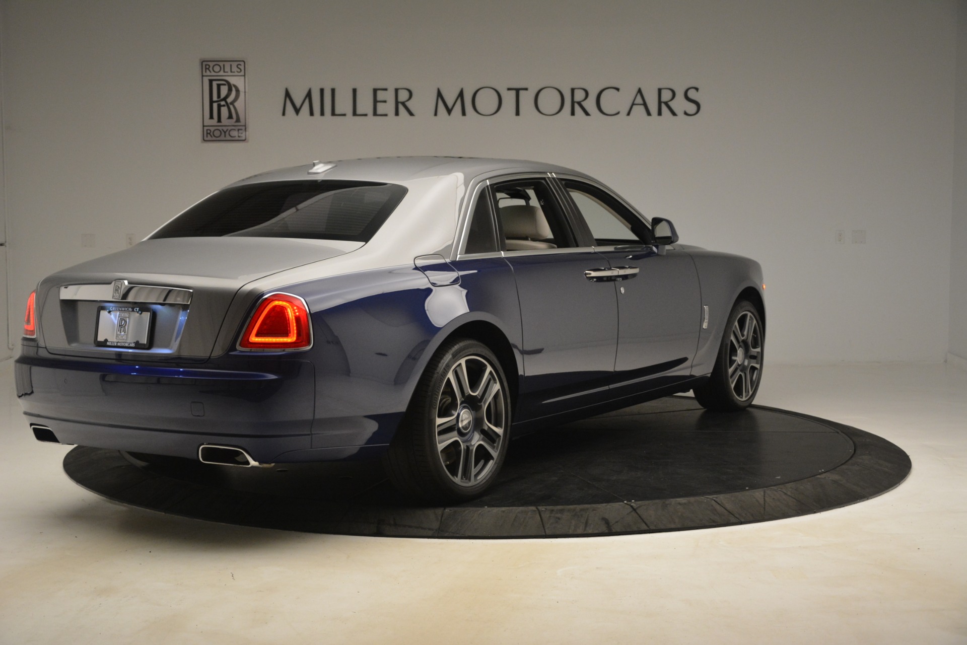 Pre-Owned 2016 Rolls-Royce Ghost For Sale (Special Pricing) | Alfa ...